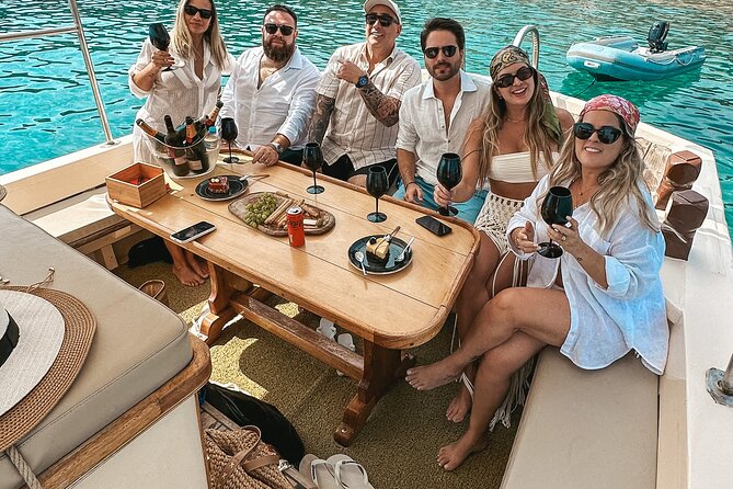 6 Hour Private Cruise in Mykonos With Food and Drinks - Inclusions and Amenities