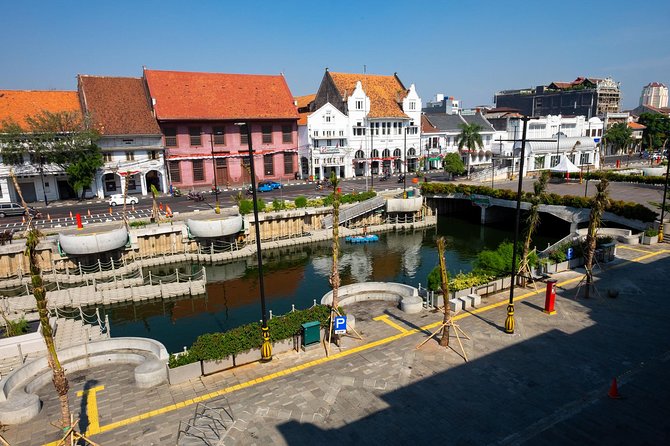 6 Hours Jakarta Private City Tour - (Must Visit Places) - Accessibility Information