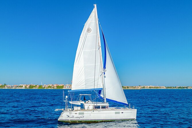8-Hour Private 2 Stop 45 Cat to Cozumel, Food, Drinks & Snorkel - Included Amenities