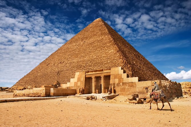 8-Hours Tour to Giza Pyramids, Sphinx, Sakkara Pyramids & Memphis - Pickup and Meeting Details