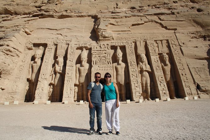 Abu Simbel Excursion 1 Day Trip From Aswan (Sharing Bus & Egyptologist Guide) - Detailed Itinerary and Experience