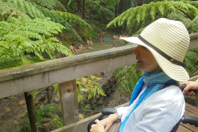 Adapted Van Tour - Lagoa Do Fogo ( Half Day) - Guide Expertise
