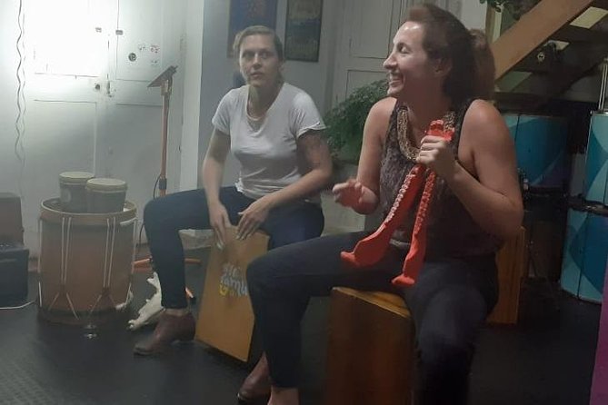 Afro-Peruvian Cajón With Paloma Pereira - The Afro-Peruvian Cajon