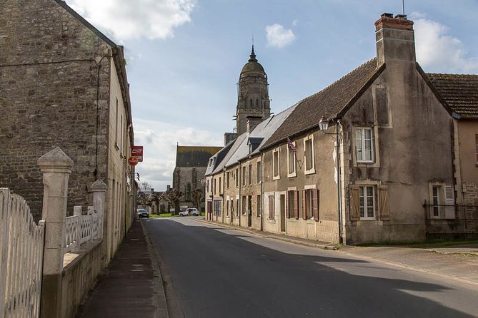 Airborne D-Day Experience - Full Day Group Tour From Bayeux - Tour Inclusions
