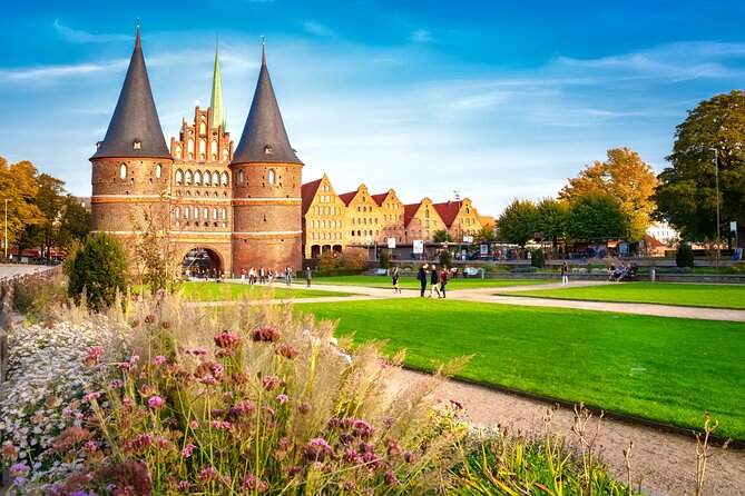 All-In-One: Beautiful Lübeck: Shore Excursion From Kiel Port - Meeting and Pickup