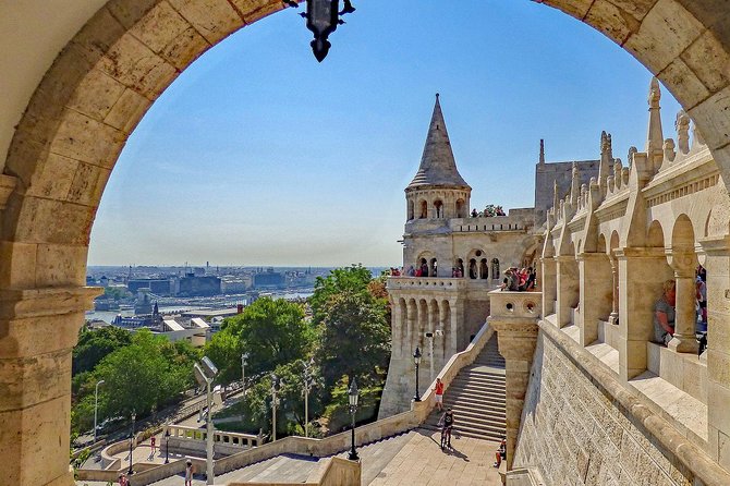 Architectural Budapest: Private Tour With a Local Expert - Tour Duration and Meeting Point