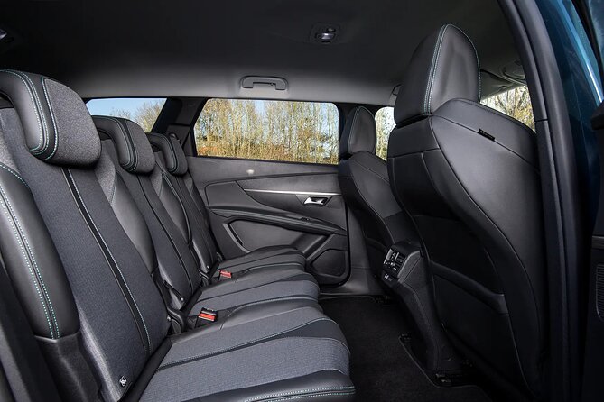 Arrival Private Transfer Pointe a Pitre Airport PTP to Pointe a Pitre by SUV - Meeting and Pickup