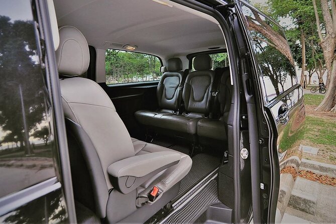 Arrival Transfer: Frankfurt Airport FRA to Frankfurt by Van - Scheduling and Start Time