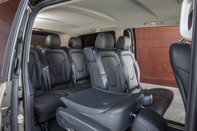 Arrival Transfer Siena Airport SAY to Siena City by Van or Car - Vehicle Options