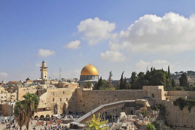 Ashdod Shore Excursion: Jerusalem and Bethlehem - for Cruise Ship Guests Only - Exploring Bethlehem