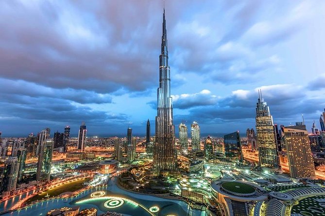 At the Top, Burj Khalifa 124/125 - Visitor Ratings and Reviews