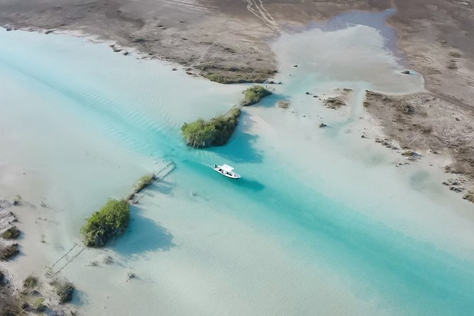 Bacalar Boat Tour and Visit to Cenotes - Meeting and Pickup