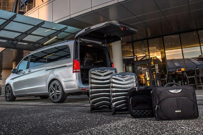 Baku Airport Private Transfer Service - Booking and Pickup Process