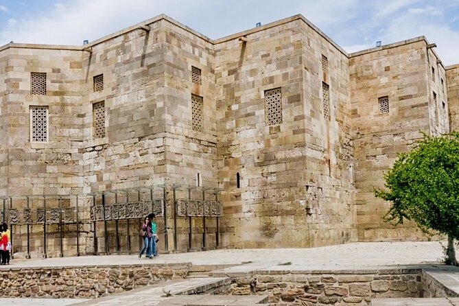 Baku: Old City Walking Tour. - Inclusions and Meeting Point
