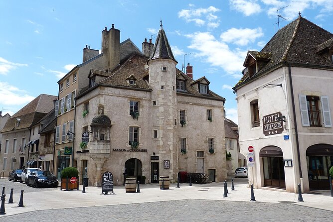Beaune - Historic Guided Walking Tour - Meeting and Pickup