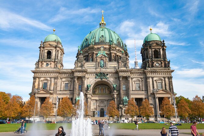 Berlin Historical Self-Guided Tour of the City in One Walk - Berlins Historic Landmarks