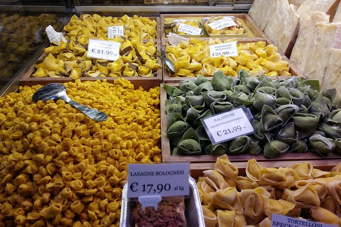 Best of BOLOGNA on a Private Tour - Exploring Bolognas Landmarks