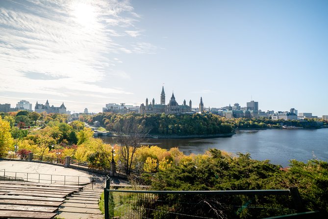 Best of Ottawa Small Group Tour With River Cruise - Meeting and Pickup Information