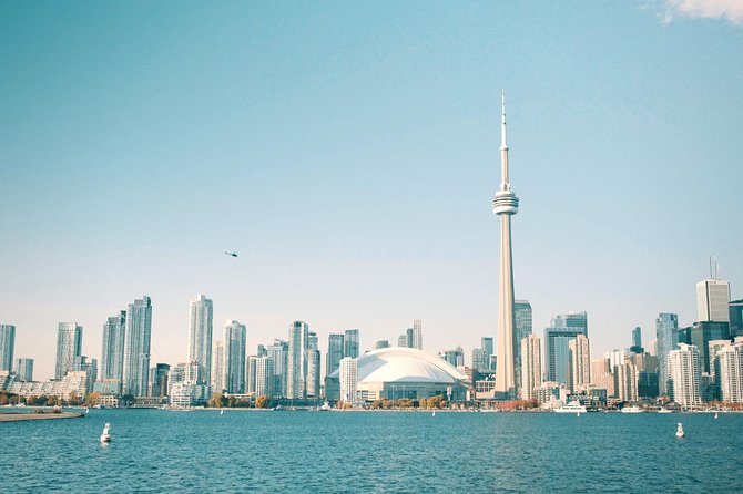 Best of Toronto Small Group Tour With CN Tower and Harbour Cruise - Itinerary Highlights