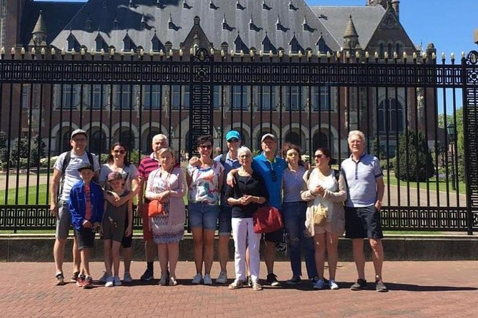 Bicycle Tour the Hague Highlights - Visiting the Mauritshuis
