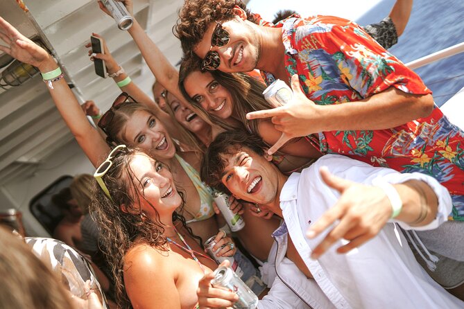 Bikini Bottom Public Party Dance Cruise + LIVE DJ - Onboard Amenities