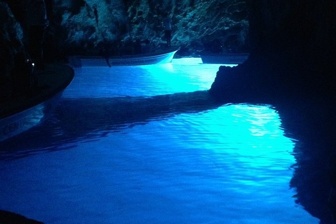 Blue Cave, Blue Lagoon, Hvar Island and Shipwreck - Private Boat Tour - Inclusions