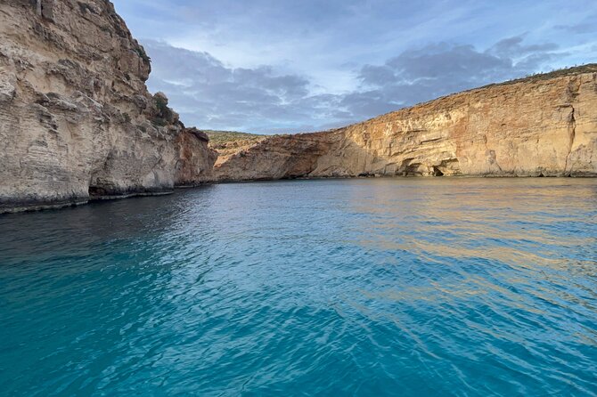 Blue Lagoon Ferry and Caves Tour - Inclusions and Amenities