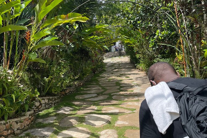 Bob Marleys Nine Mile Mausoleum Tour (Complimentary Rum Punch) - Tour Duration and Pricing