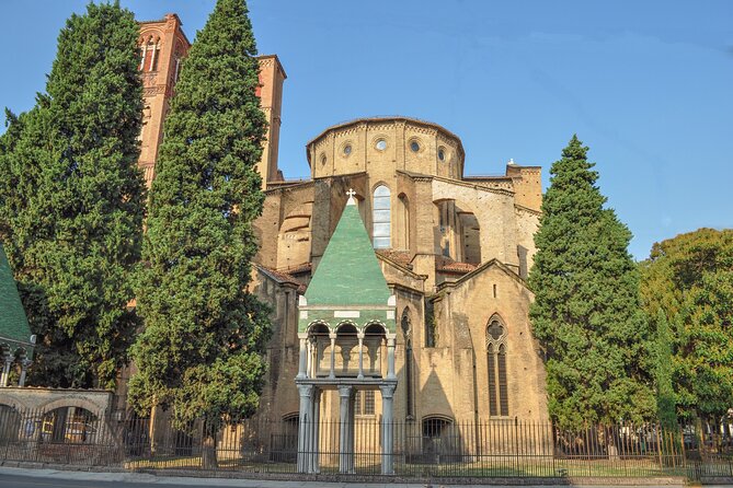 Bologna in 1 Day - Walking Tour - Audioguide in 7 Languages - Tour Features and Benefits