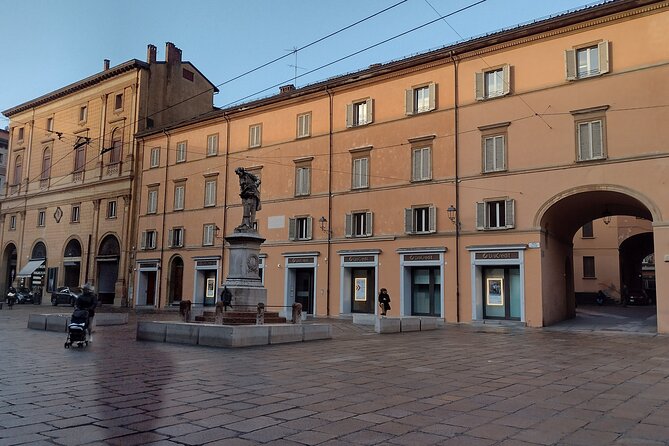 Bolognas Ancient and Recent History: A Self-Guided Audio Tour - Culinary Delights and Traditions