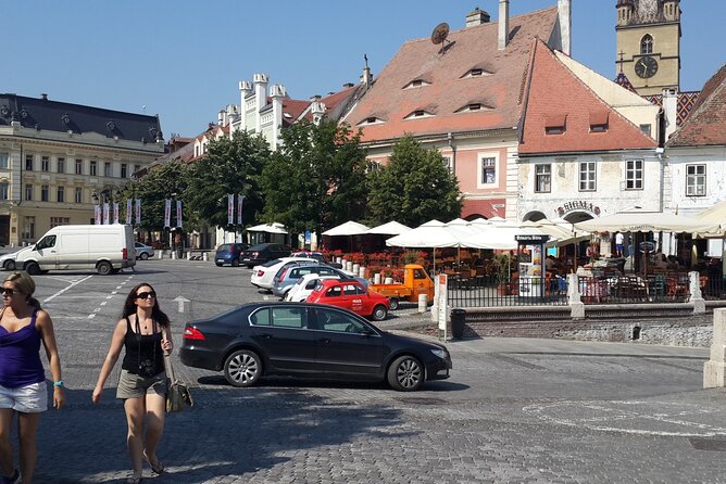 Brasov: Sighisoara & Bear Sanctuary Tour Entrance Fee Guaranteed - Meeting and Pickup