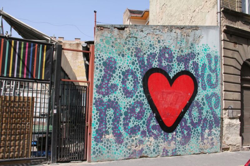 Budapest: Street Art Tour - Cultural Significance of Street Art