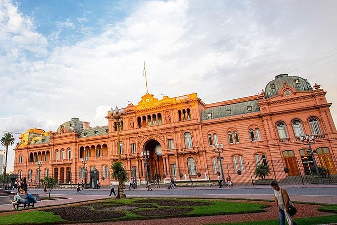 Buenos Aires Super Saver: City Tour, Gaucho Day at a Farm & Tango Dinner-Show - Indulging in the Tango Dinner-Show