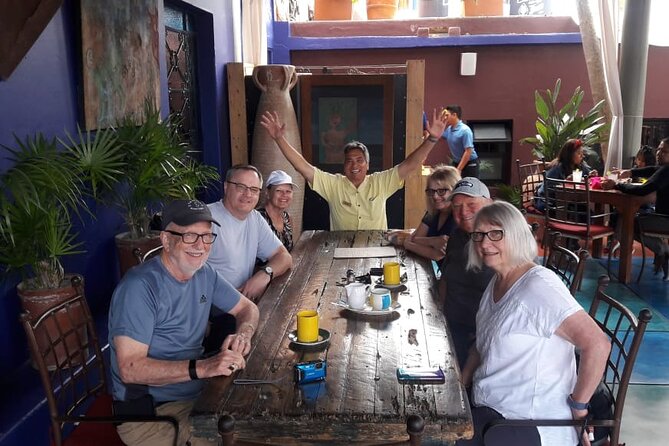 Cabo Airport Private CAR to Cabo Resorts AREA up to 5 Pax One Way - Pickup and Drop-off Information