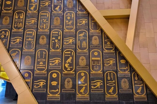 Cairo: Pyramids, Bazaar, Lunch With Female Guide - Experiencing the Local Bazaar