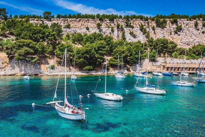 Calanques of Cassis, Aix-en-Provence & Wine Tasting Private Tour - Highlights of Cassis