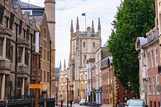 Cambridge Tour App, Hidden Gems Game and Big Britain Quiz (1 Day Pass) UK - Included Activities and Access