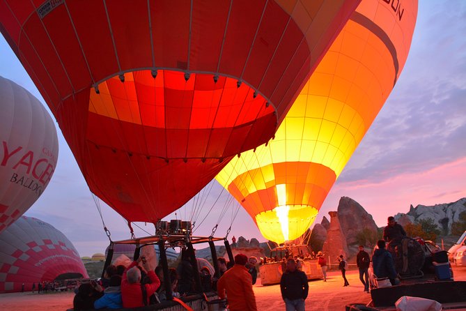 Cappadocia Jeep Safari With Hot Air Balloon Watch at Sunrise - What to Expect