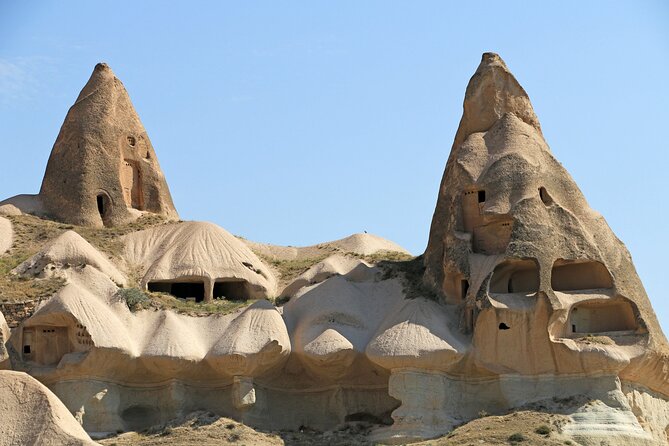 Cappadocia Private Red Tour With Luxury Car - Luxury Car Comfort