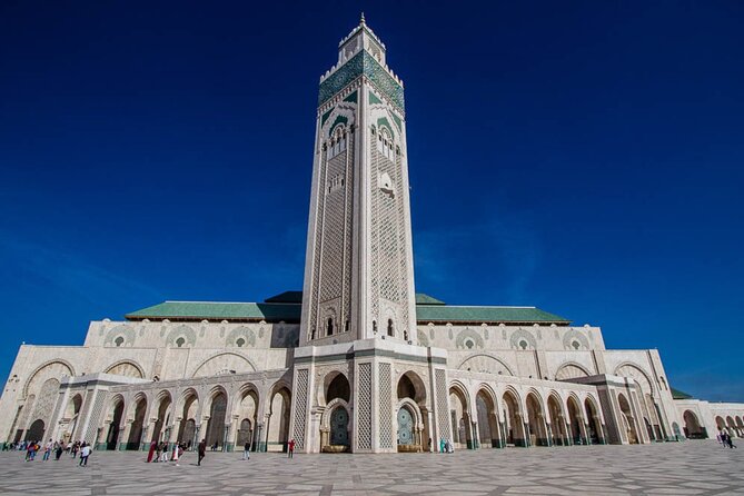 Casablanca Guided Tour With Professional Guide and Lux Vehicle - Inclusions and Exclusions
