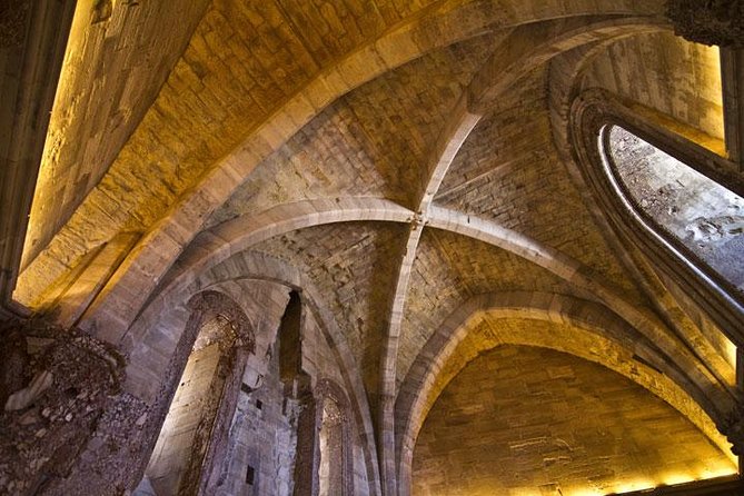Castel Del Monte Private Guide: Crown of Italy, Unique for Its Octagonal Shape - Inclusions and Exclusions