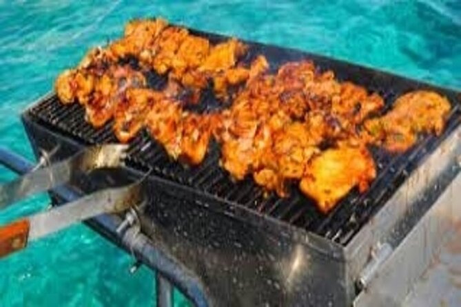 Catamaran, BBQ, Gabriel Island, Plate Island, Coin De Mire - Pickup and Meeting Details