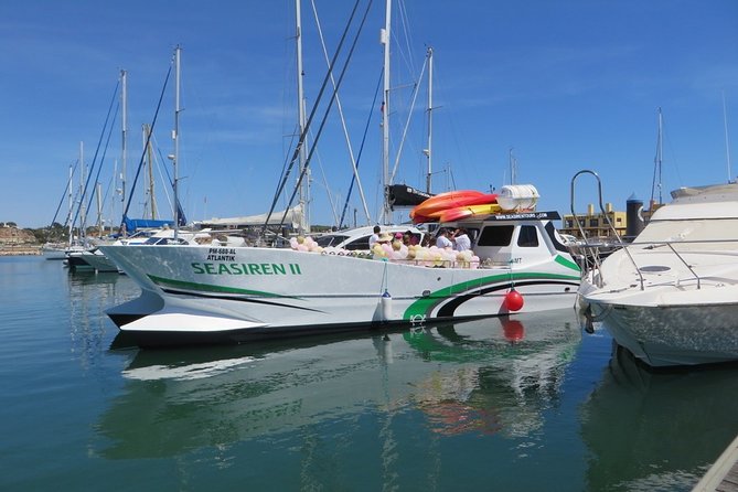 Catamaran Private Tour - Benagil & Marinha Beach - (28 PAX) - Catamaran Tour Departure & Itinerary