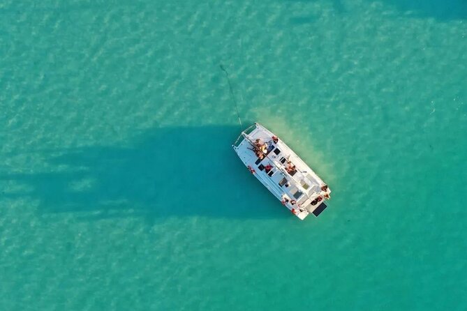 Catamaran With Open Bar Through the Lagoon of the 7 Colors - Meeting and Pickup