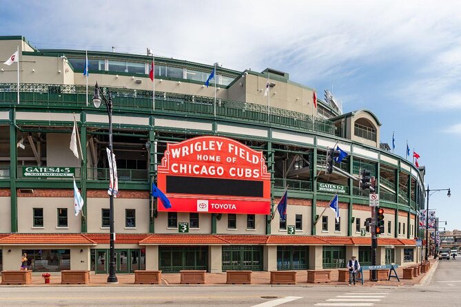 Chicago 6-Hour City Tour by Sedan - Experience the Comfort