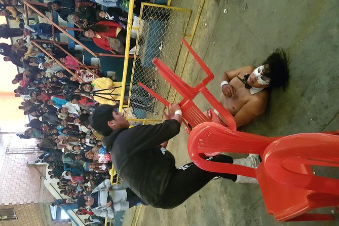 Cholitas Wrestling - Inclusions and Exclusions