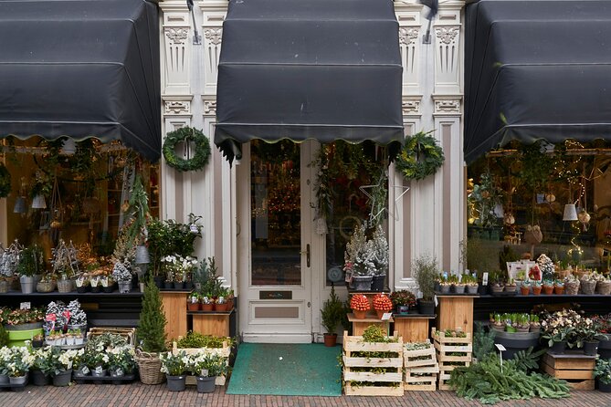 Christmas Joy in Utrecht Walking Tour - Wintertime in the City