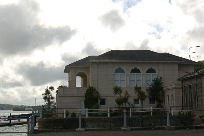 Cobh Evening Ghost Tour - Inclusions