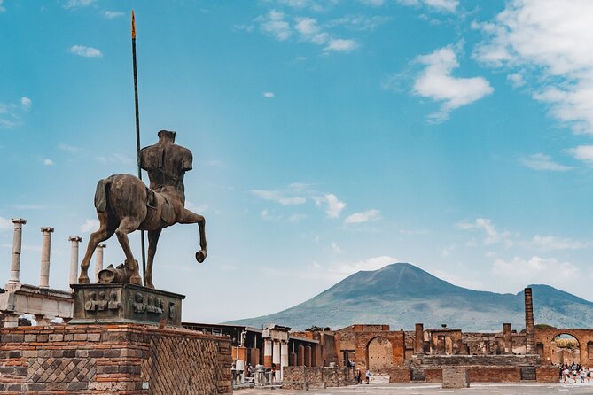 Combined Tour of Vesuvius and Pompeii Ruins With Audio Guide - Exploring Mt. Vesuvius