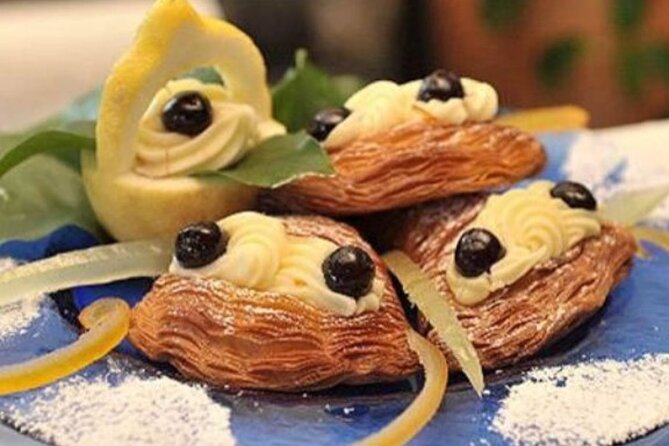 Course of Neapolitan Pastry - Delectable Neapolitan Desserts